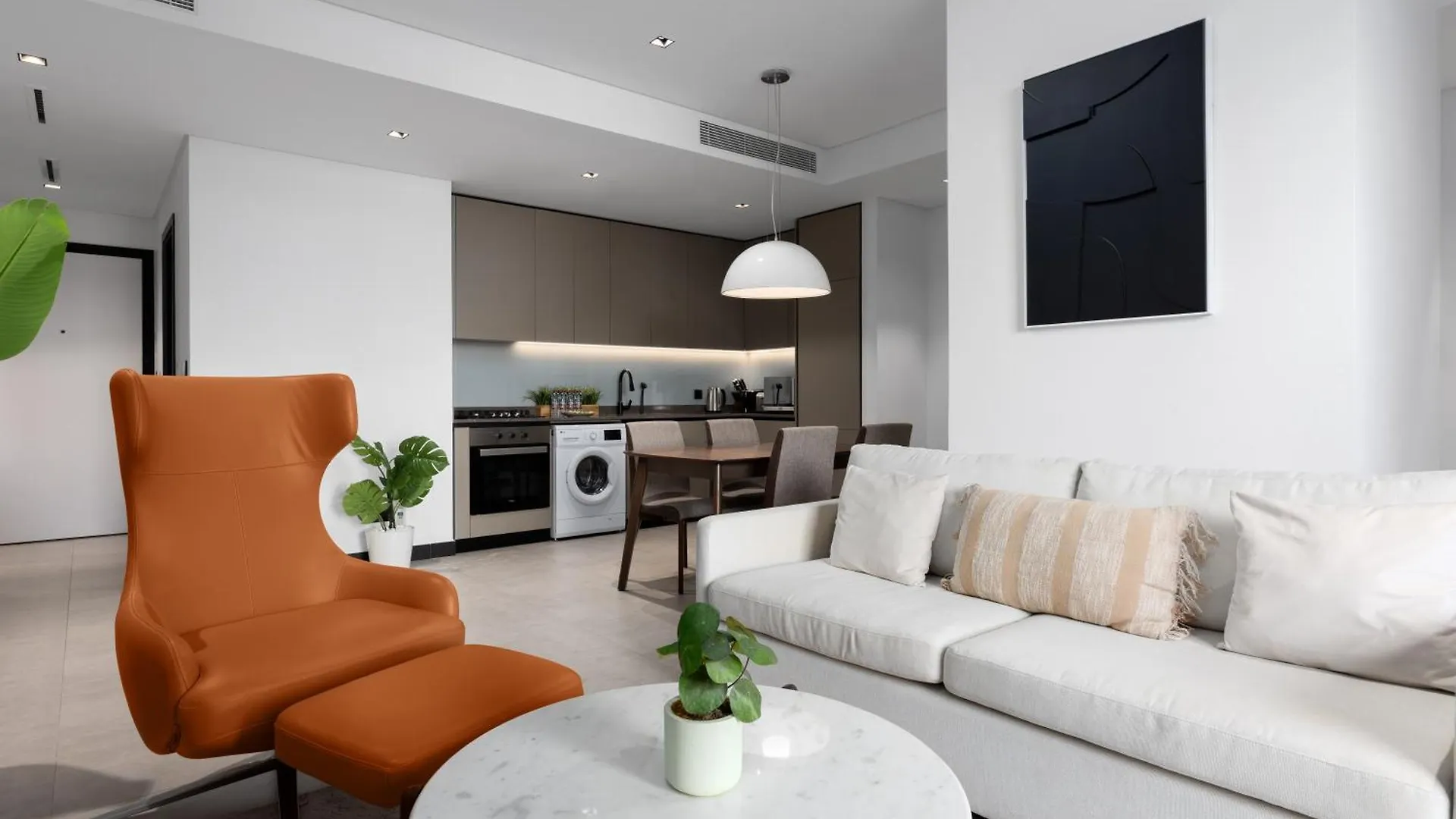 Waves - Spacious 2Br Apartment With Burj Views & Terrace Dubai